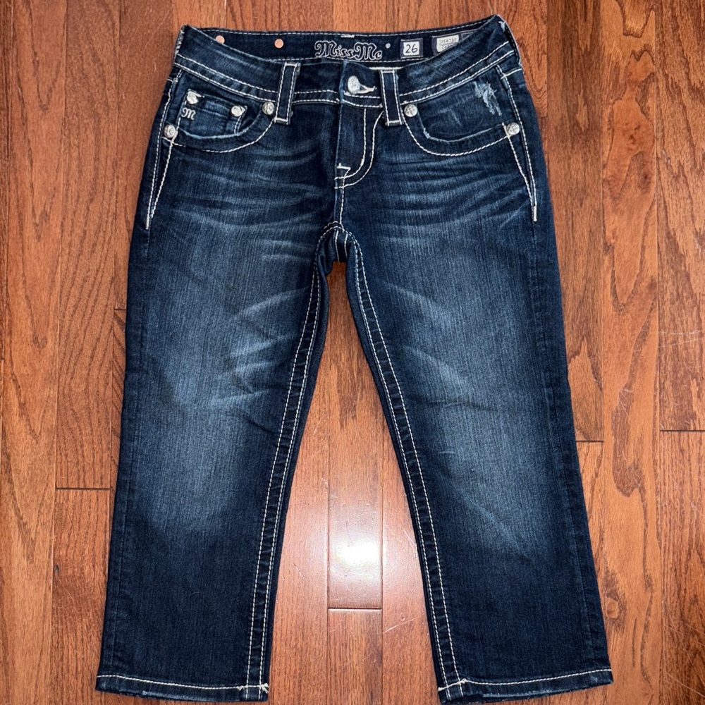 Miss Me Dark Blue Capri Jeans Size 26 NWOT